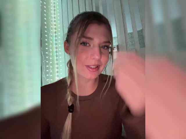 KotiMrrr Live Webcam on BongaCams