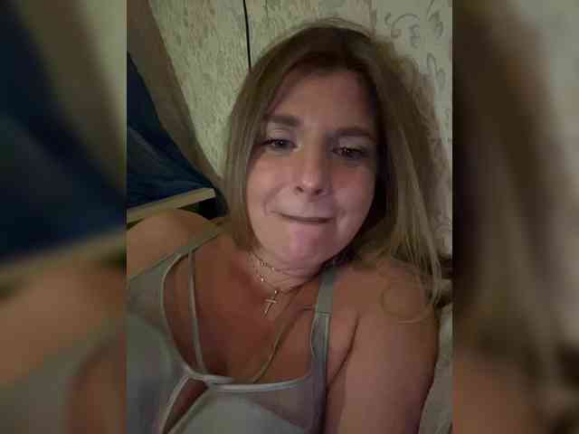 KotiMrrr Live Webcam on BongaCams