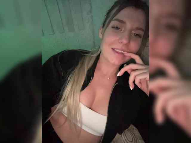 KotiKillerFeaturrrrre webcam