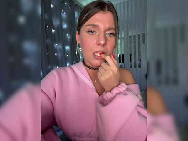 KotiKillerFeaturrrrre webcam