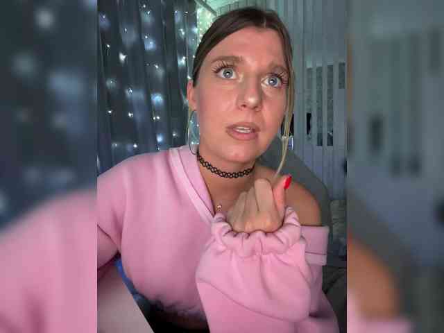 KotiKillerFeaturrrrre webcam