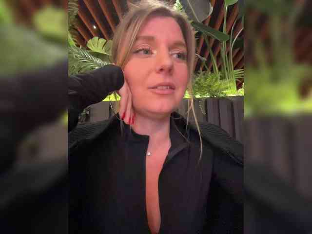 KotiKillerFeaturrrrre webcam