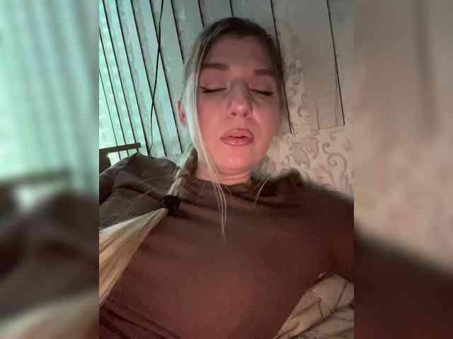 KotiMrrr Live Webcam on BongaCams