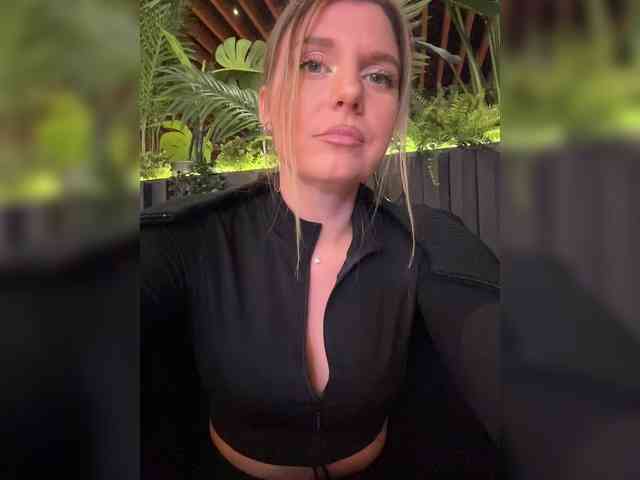 KotiKillerFeaturrrrre webcam