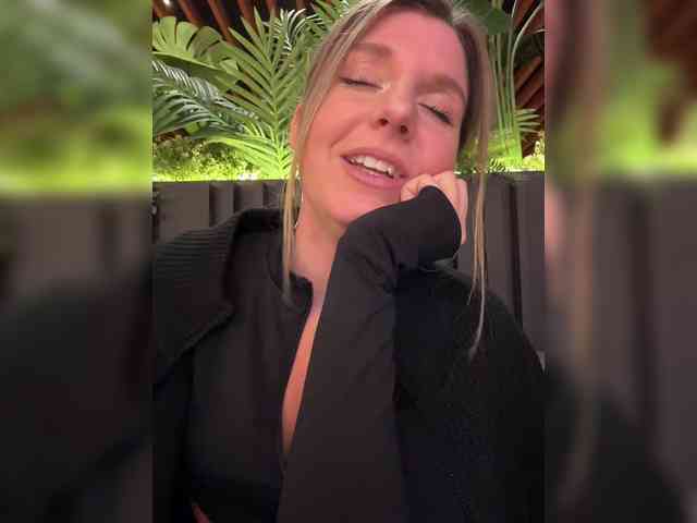 KotiKillerFeaturrrrre webcam