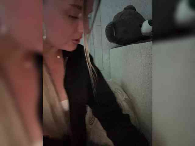 KotiKillerFeaturrrrre webcam