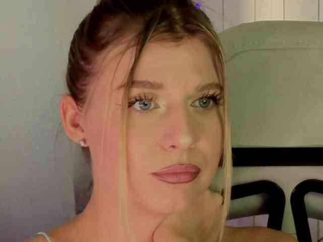 KotiMrrr webcam