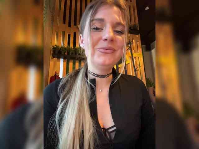 KotiKillerFeaturrrrre webcam