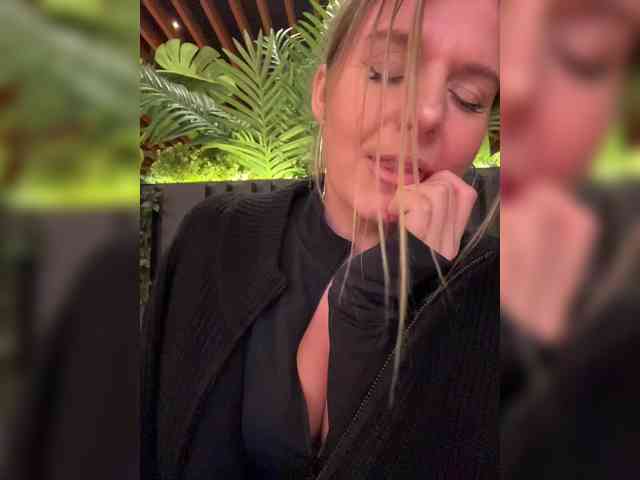 KotiKillerFeaturrrrre webcam