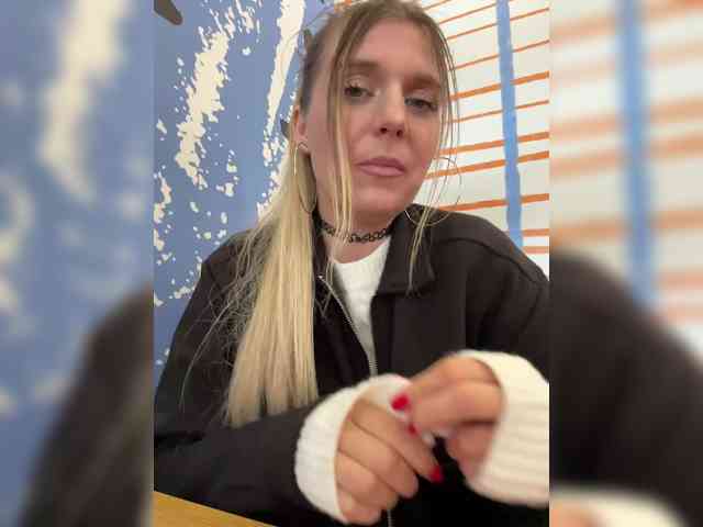 KotiKillerFeaturrrrre webcam