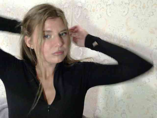 online web cam sex KotiMrrr