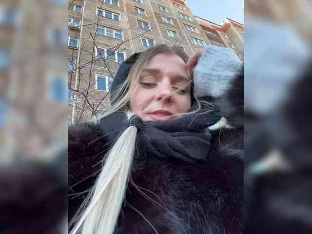 KotiMrrr Live Webcam on BongaCams