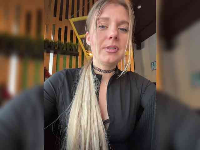 KotiKillerFeaturrrrre webcam