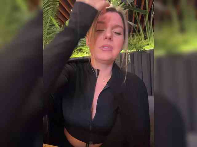 KotiKillerFeaturrrrre webcam