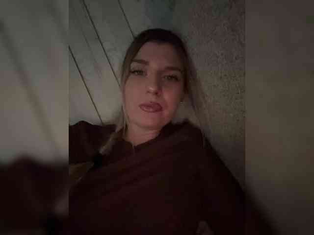 KotiMrrr Live Webcam on BongaCams