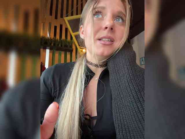 KotiKillerFeaturrrrre webcam