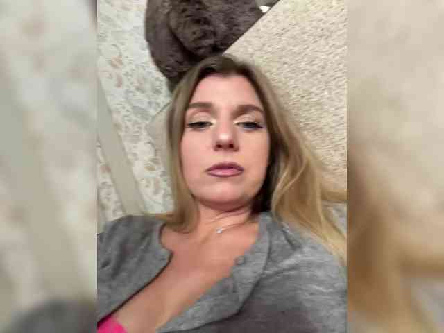 KotiMrrr webcam