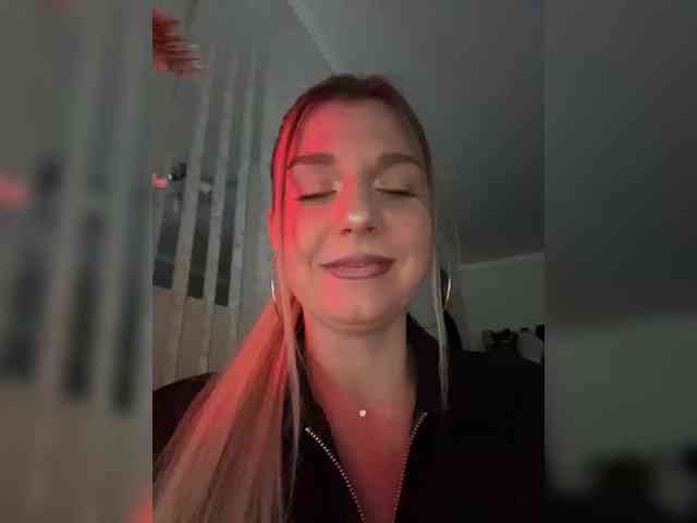 KotiKillerFeaturrrrre webcam