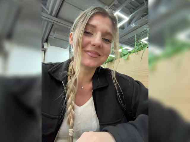 KotiMrrr Live Webcam on BongaCams