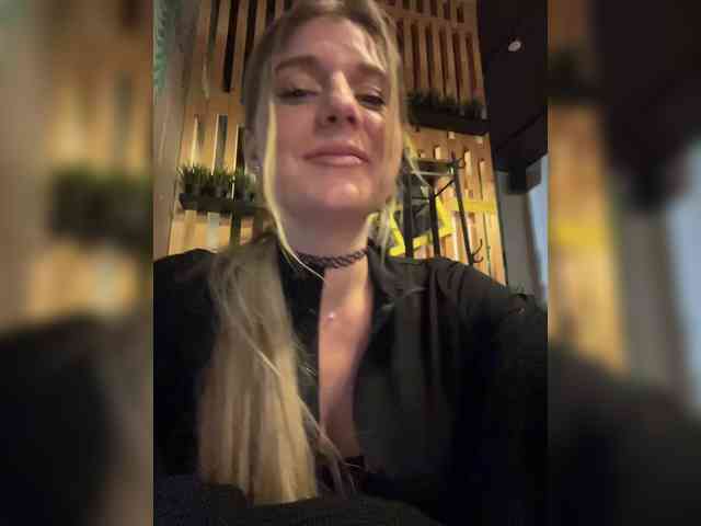 KotiKillerFeaturrrrre webcam