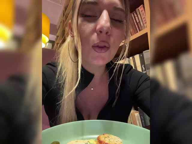 KotiKillerFeaturrrrre webcam