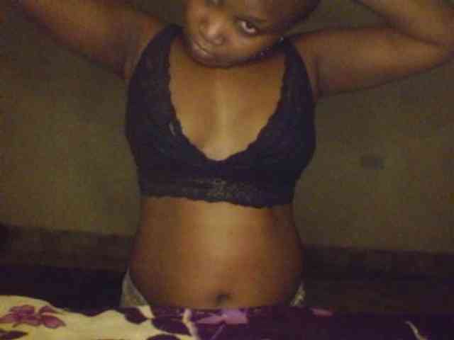 LeilaniB webcam