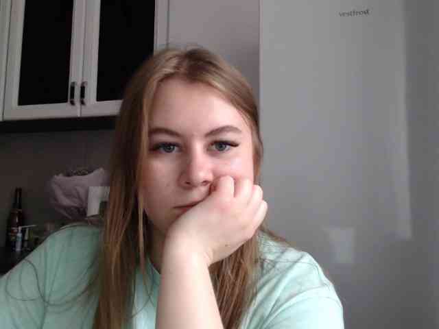 ariashshkaa webcam