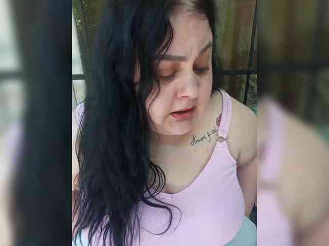 -Olivia- webcam