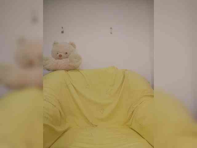 -Olivia- webcam