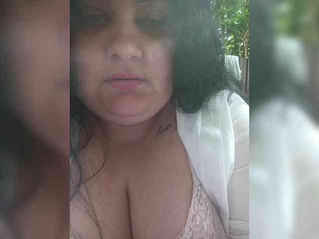 -Olivia- webcam