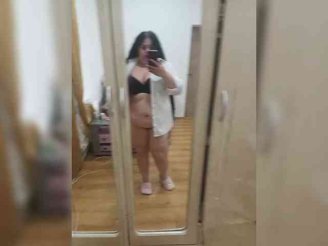 -Olivia- webcam