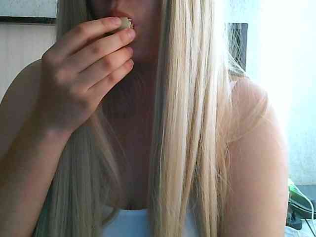 Annie-Carlotta Live Webcam on BongaCams
