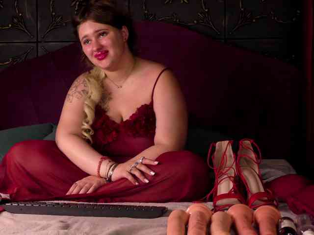 MissZuleea webcam