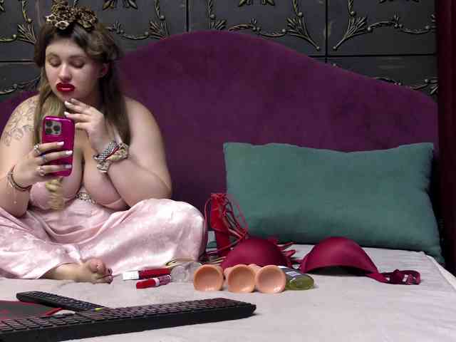 MissZuleea webcam
