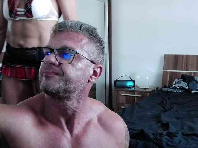 hotsexymuscle69 webcam