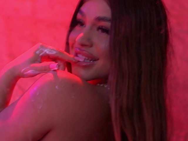 BellaNoirre from BongaCams is Freechat