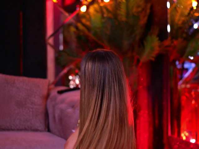 BellaNoirre's BongaCams show and profile