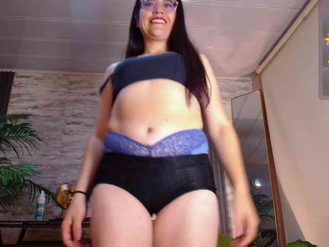 Melanniejones webcam