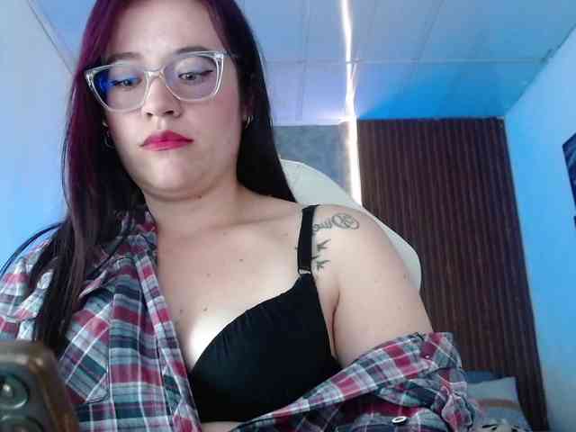 Melanniejones webcam
