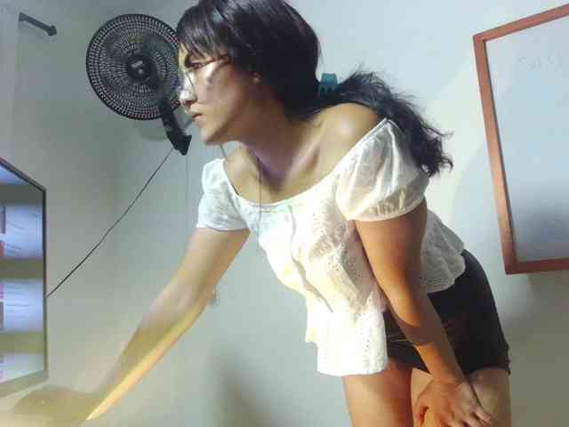 VALERYY-ROSE webcam