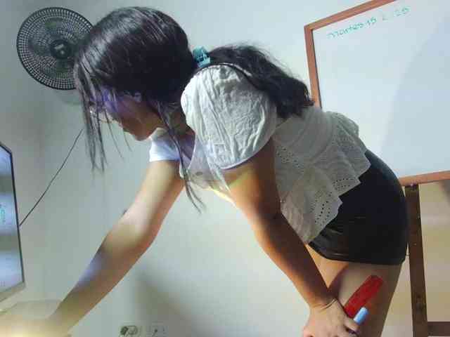 VALERYY-ROSE webcam