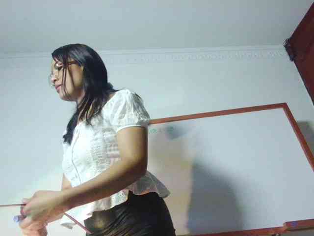 VALERYY-ROSE webcam