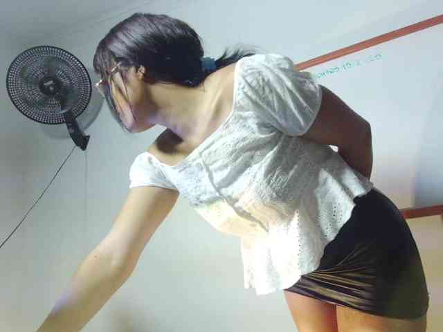VALERYY-ROSE webcam