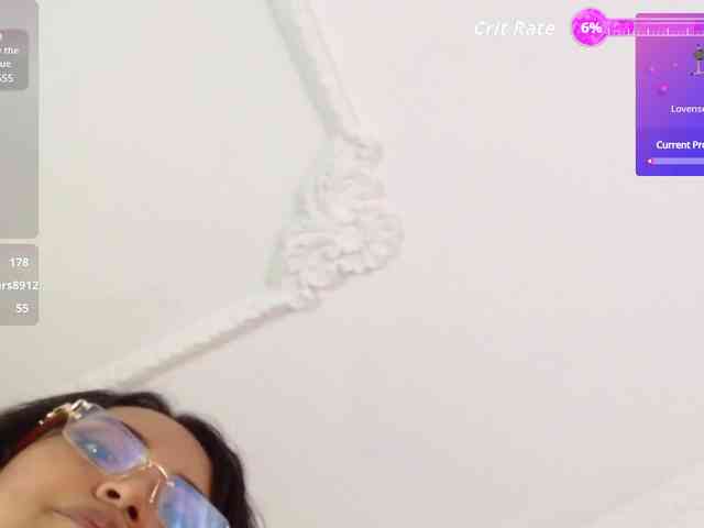 VALERYY-ROSE webcam
