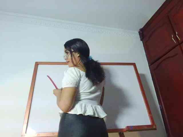 VALERYY-ROSE webcam