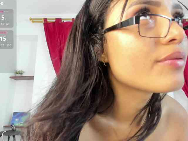 VALERYY-ROSE webcam