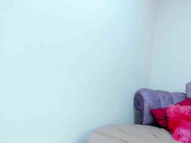 Mia-Spencer webcam