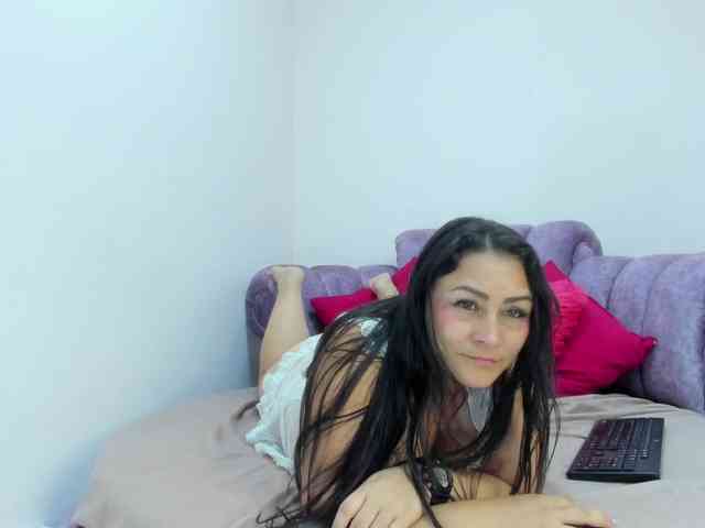 Mia-Spencer webcam
