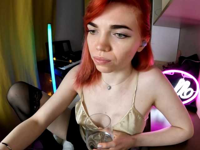 olivka-flower's BongaCams show and profile