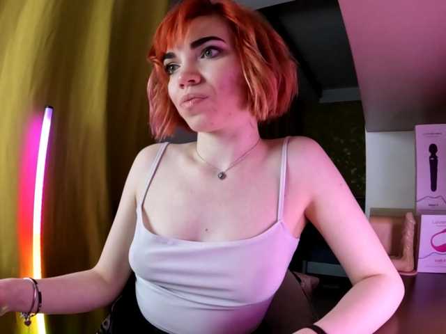 olivka-flower's BongaCams show and profile